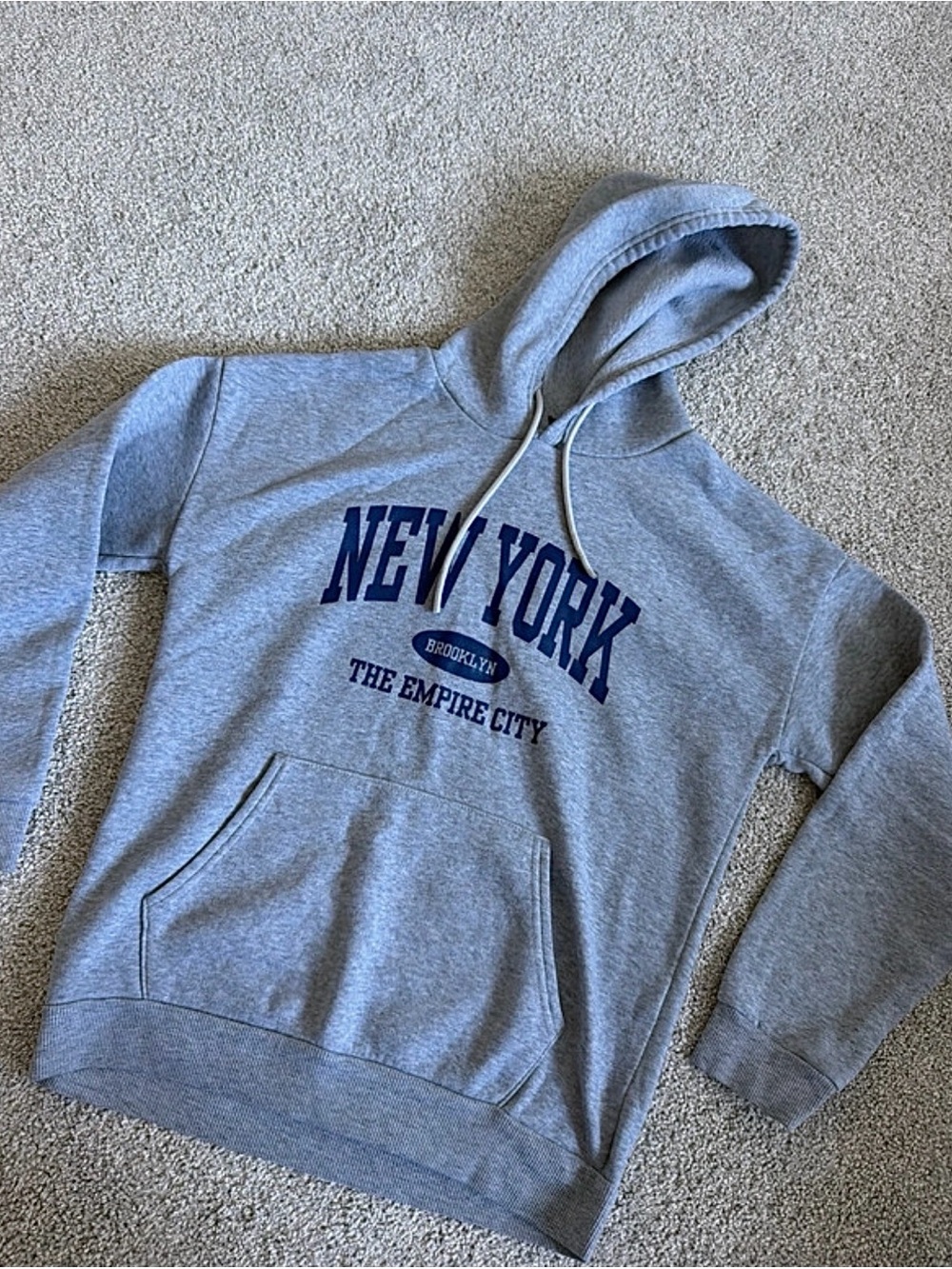 Gray "New York" Pullover Hoodie with Front Pocket